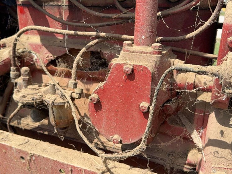 farmall-f-12-image-56