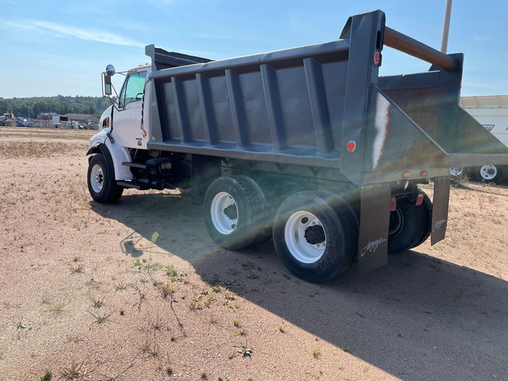 2005-sterling-lt9500-image-20