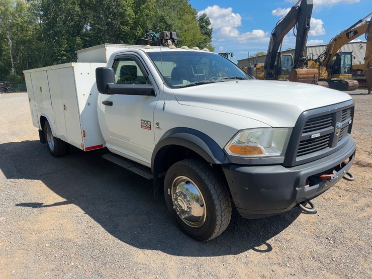 2012-dodge-ram-5500-image-7