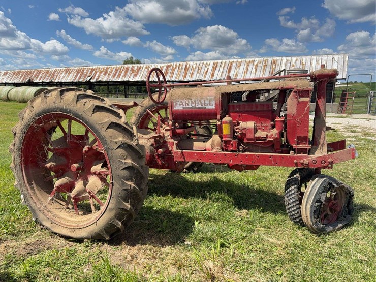farmall-f-12-image-2