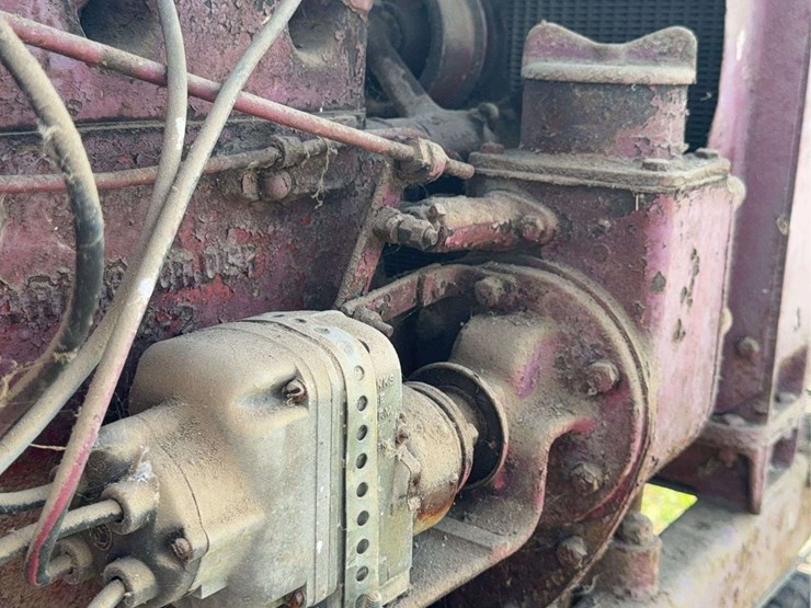 farmall-f-20-image-65