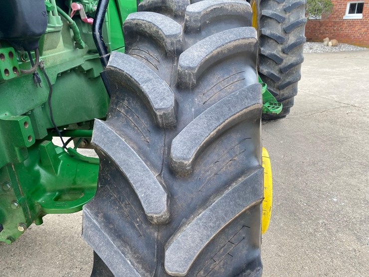 2007-john-deere-8330-image-45