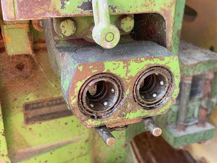 john-deere-4620-image-85