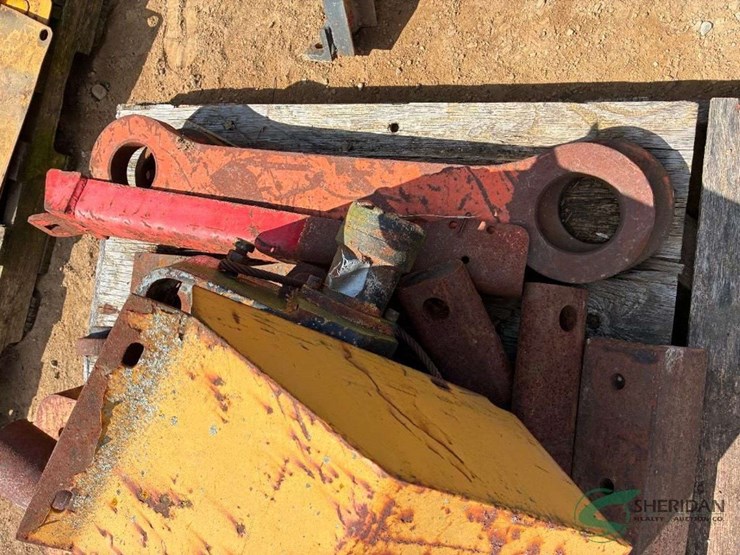 pallet-of-misc.-parts-image-3