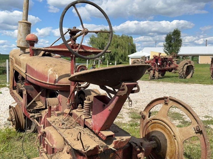farmall-h-image-38