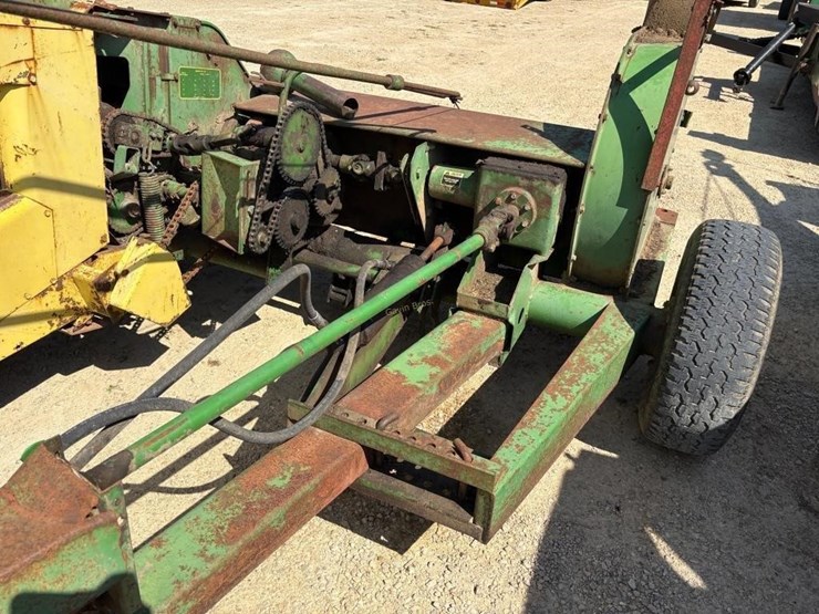 john-deere-35-image-6