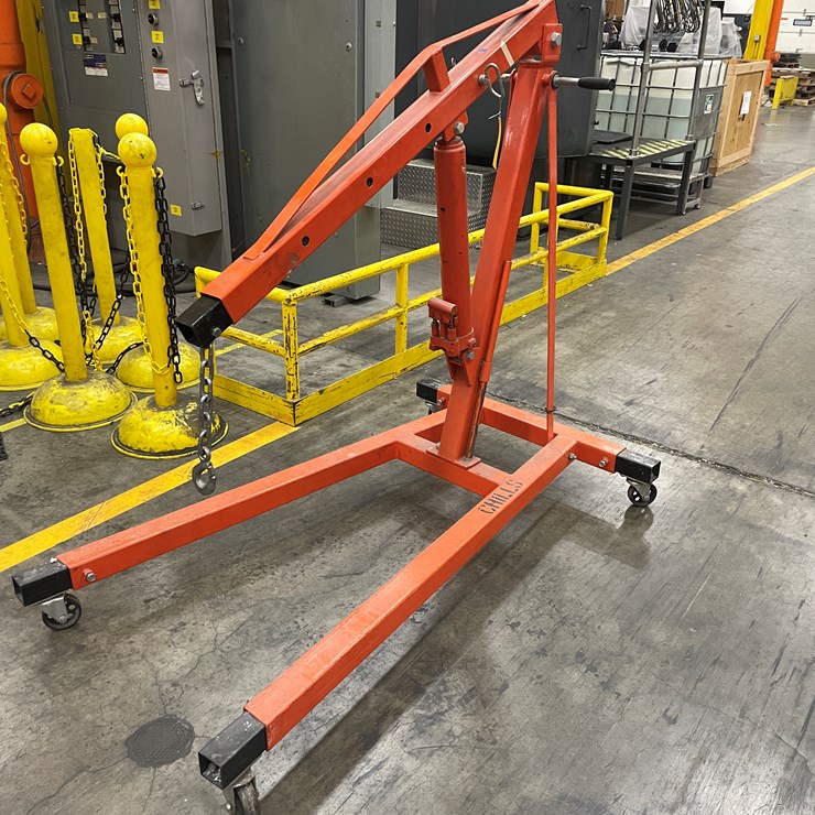 #8055 • Jet 2 Ton Hydraulic Engine Hoist