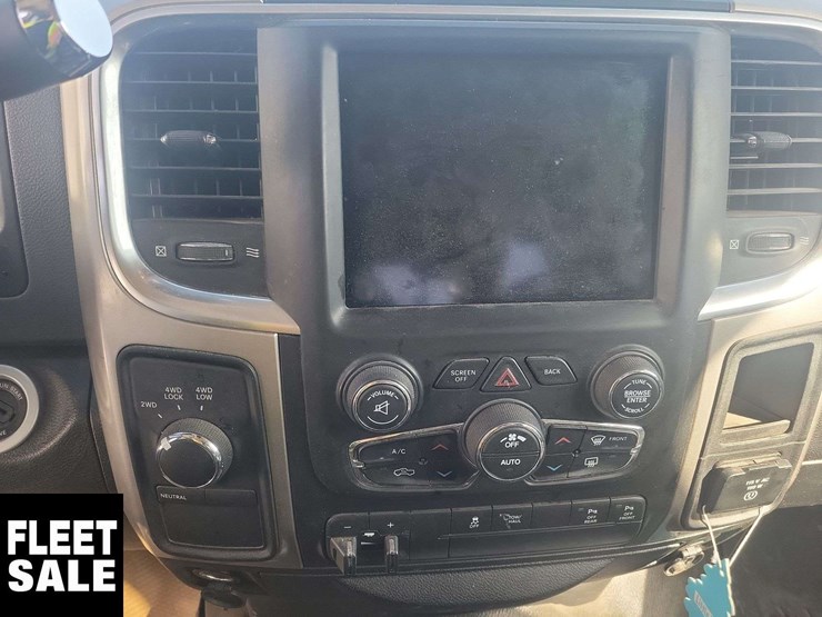 2018-ram-2500-slt-image-23