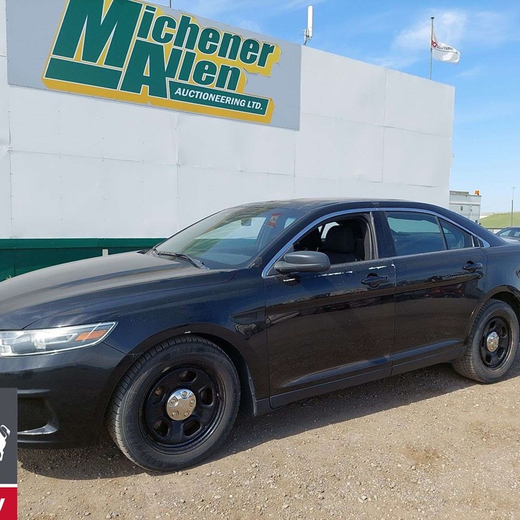 2015 Ford Taurus AWD 4dr Sedan