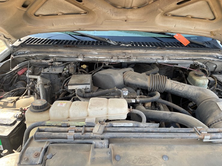 2001-ford-f550-image-41