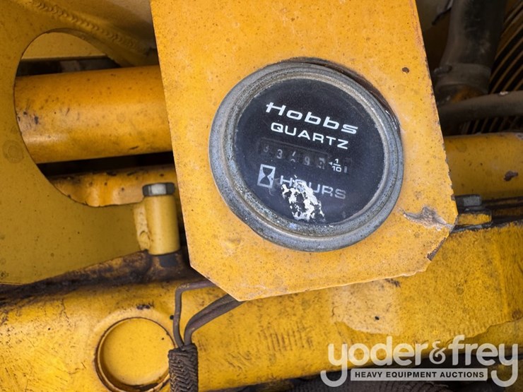 deere-672b-image-39
