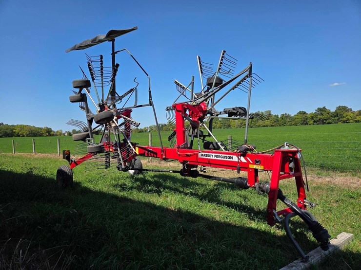 massey-furgeson-rk-662-twin-rotor-rake-image-1