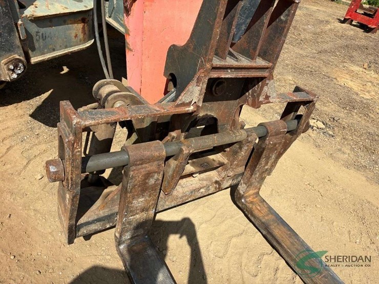 2006-jlg-g12-55a-image-37