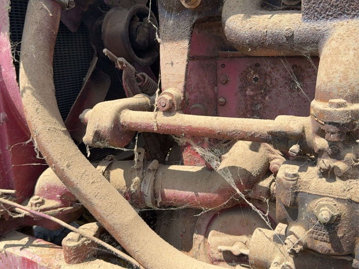 farmall-f-20-image-53