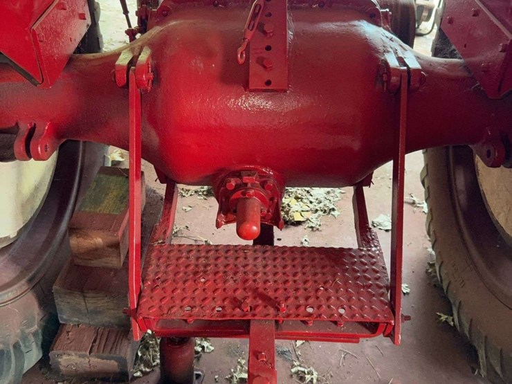 co-op-tractor-image-31