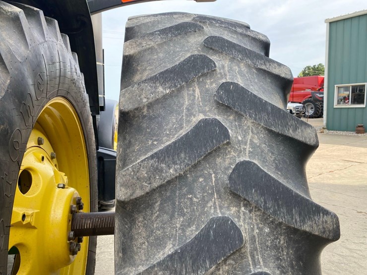 2007-john-deere-8330-image-50