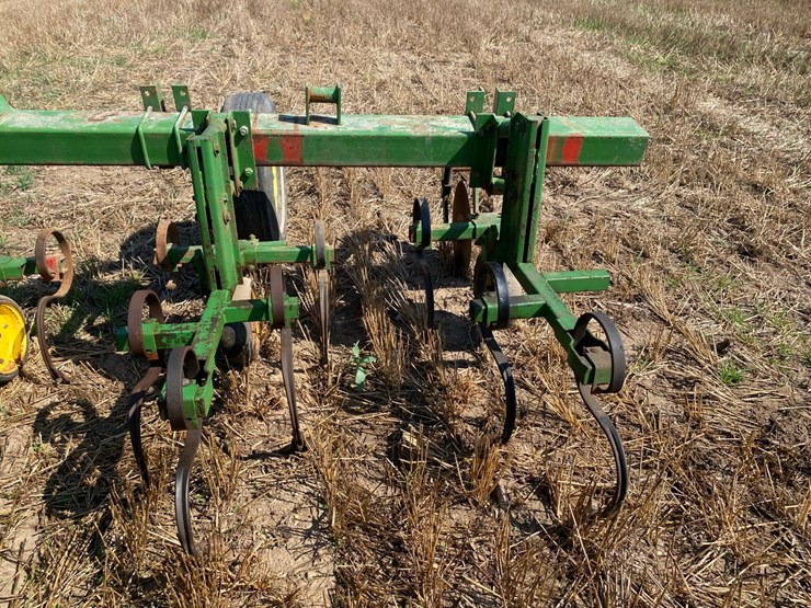 brillion-8-x-36”-row-cultivator-image-4