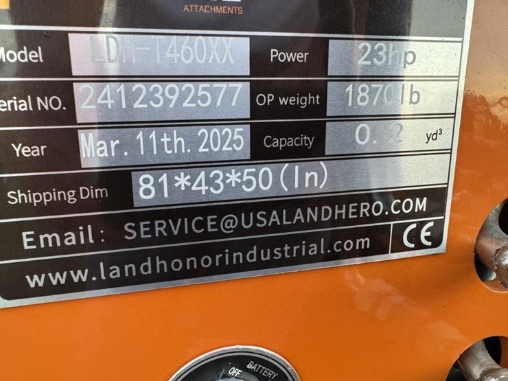 land-hero,-ldh-t460xx,-stand-on-skid-steer.-image-6