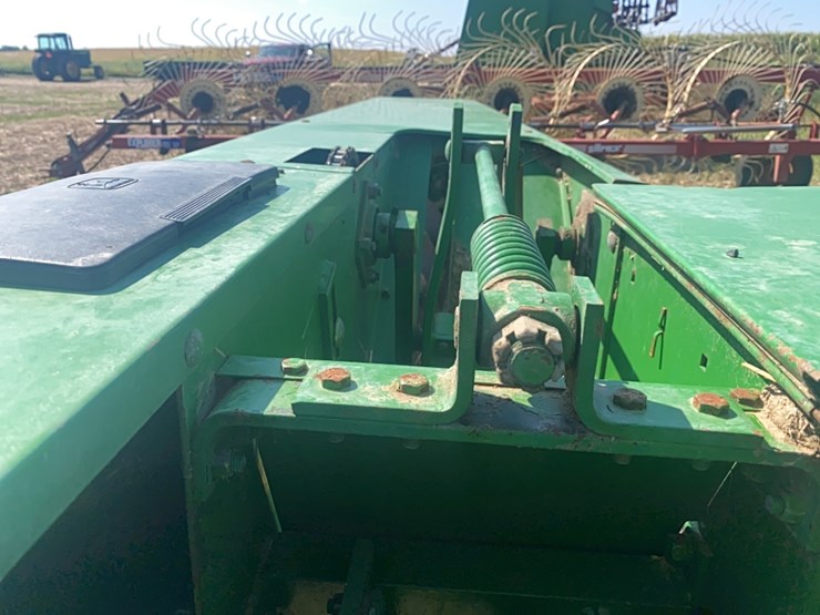 john-deere-328-image-24