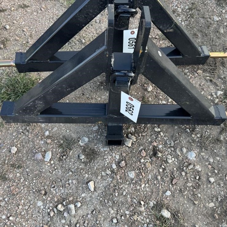 3 point reciever hitch.