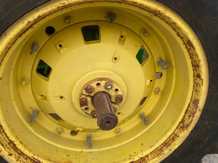john-deere-4055-image-48