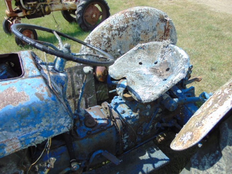 ford-tractor-image-6