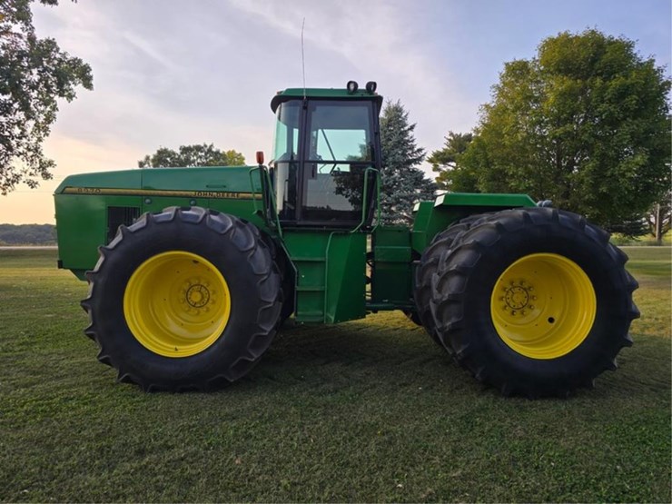 john-deere-8970-image-2