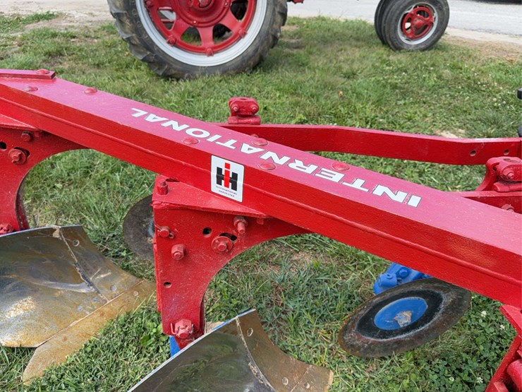 farmall-400-image-87