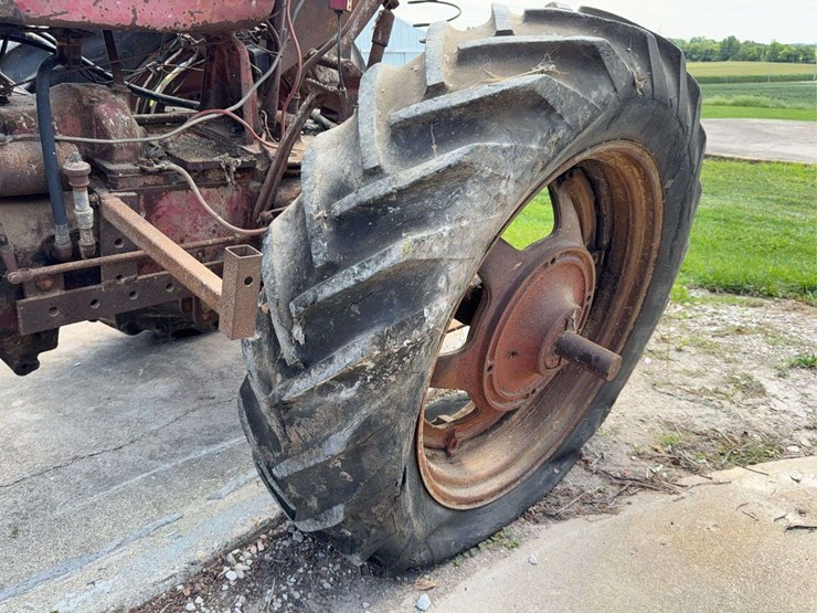 farmall-m-image-27