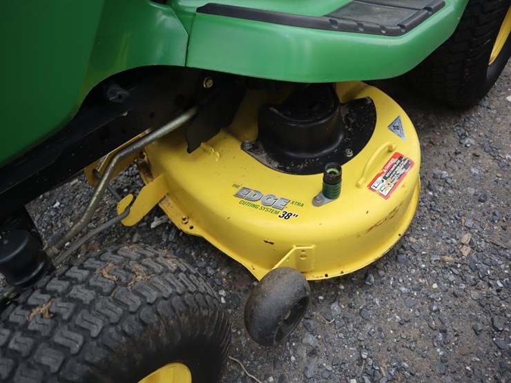 john-deere-x300-image-13