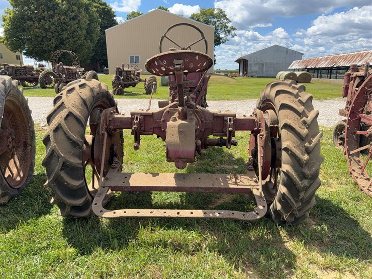farmall-f-20-image-8