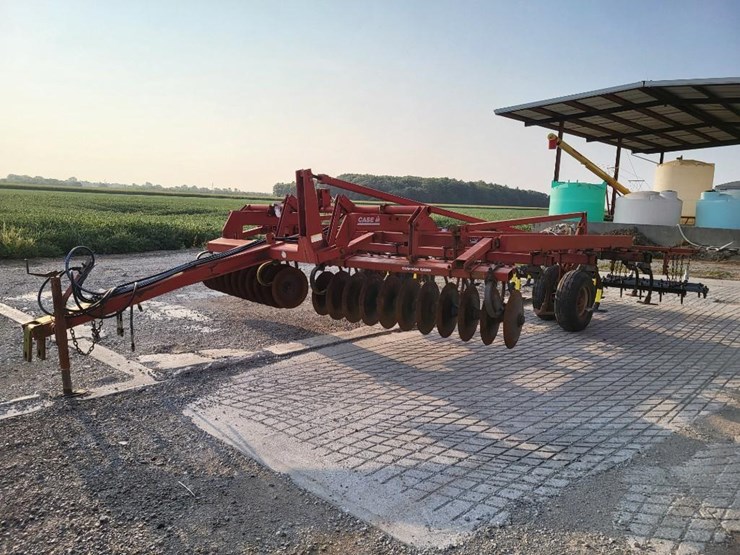 case-ih-4200-image-8