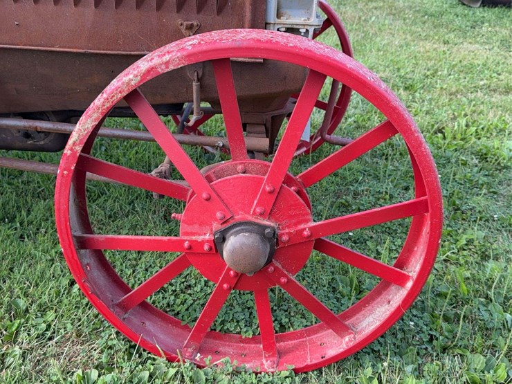 mccormick-deering-10-20-image-24