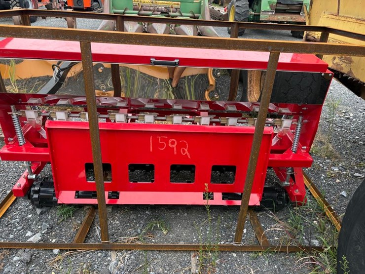stsd10-seeder-image-1