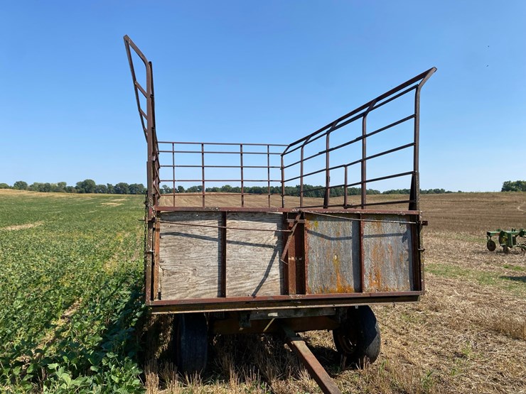 meyer-hay-wagon-image-2