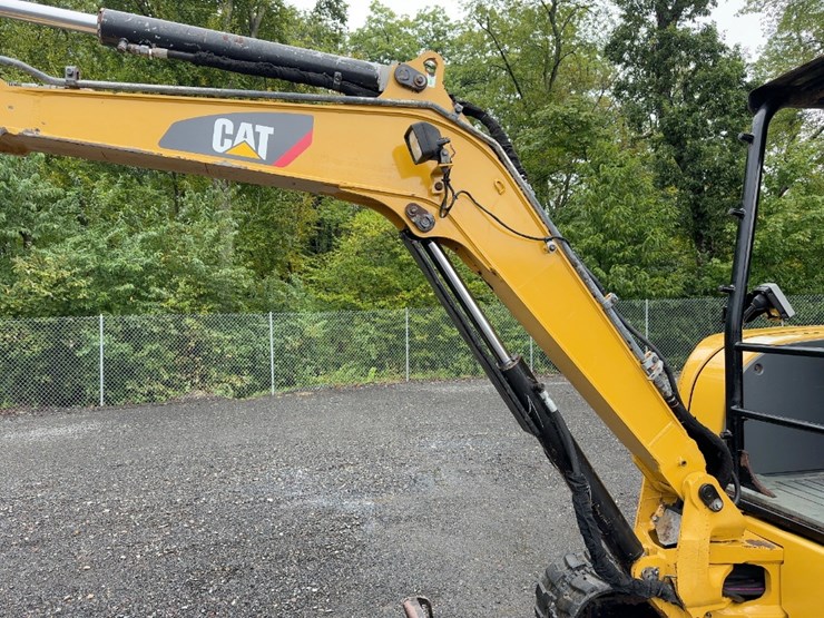 2016-caterpillar-304e2-cr-image-22