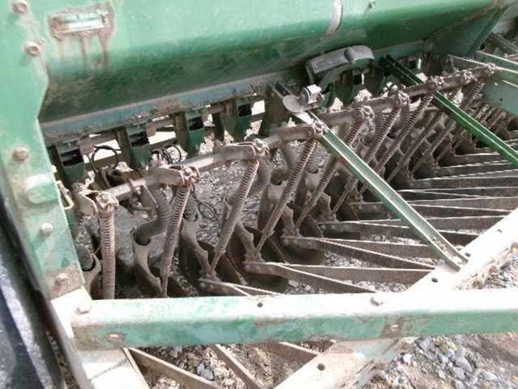 john-deere-8300-image-8