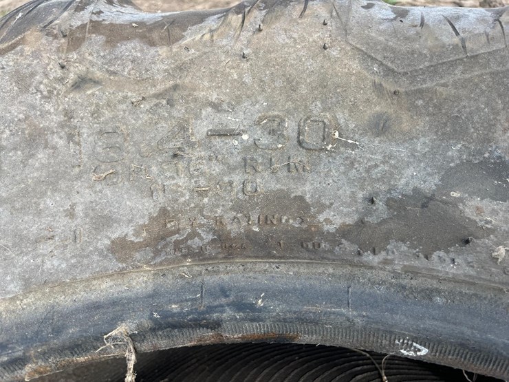 firestone-18.4-30-tractor-tire-image-3
