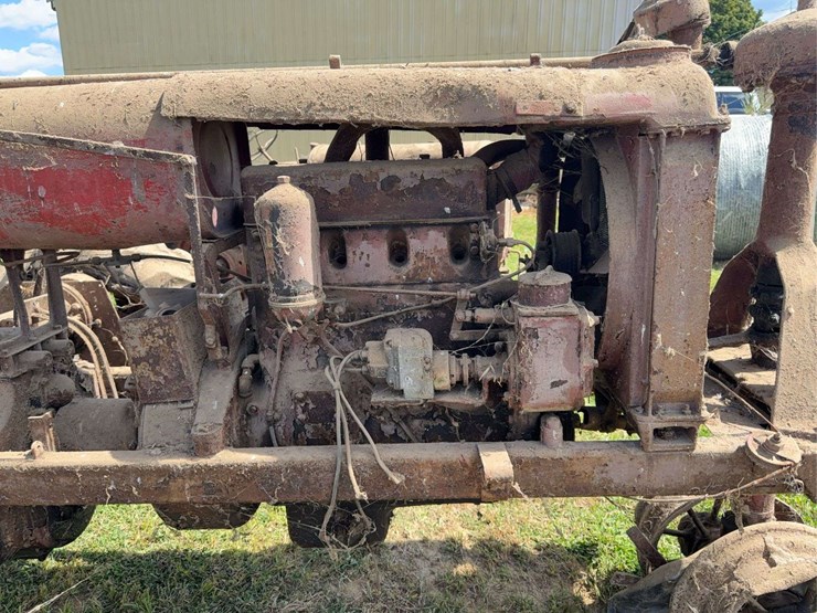 farmall-f-20-image-41