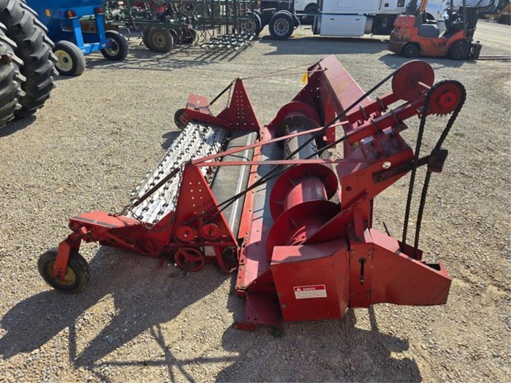 case-ih-810-image-2