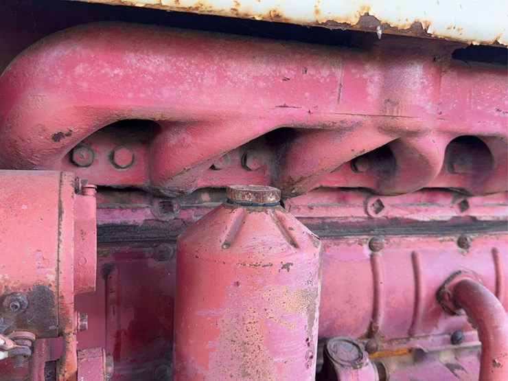 farmall-560-image-63