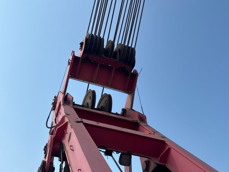 #1-•-2010-sany-300-ton-crawler-crane-image-34