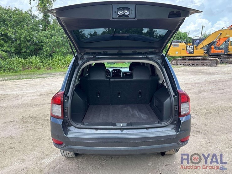 2015-jeep-compass-image-16