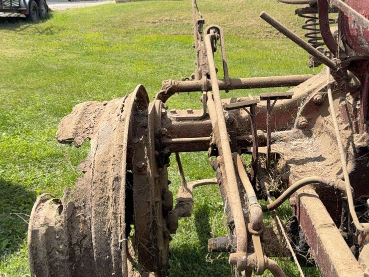 farmall-f-20-image-25