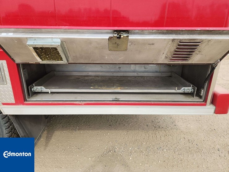 2004-freightliner-m2-106-s/a-emergency-support-truck-image-58