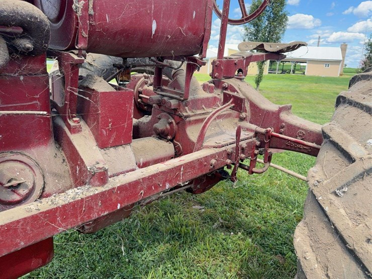 farmall-f-20-image-39