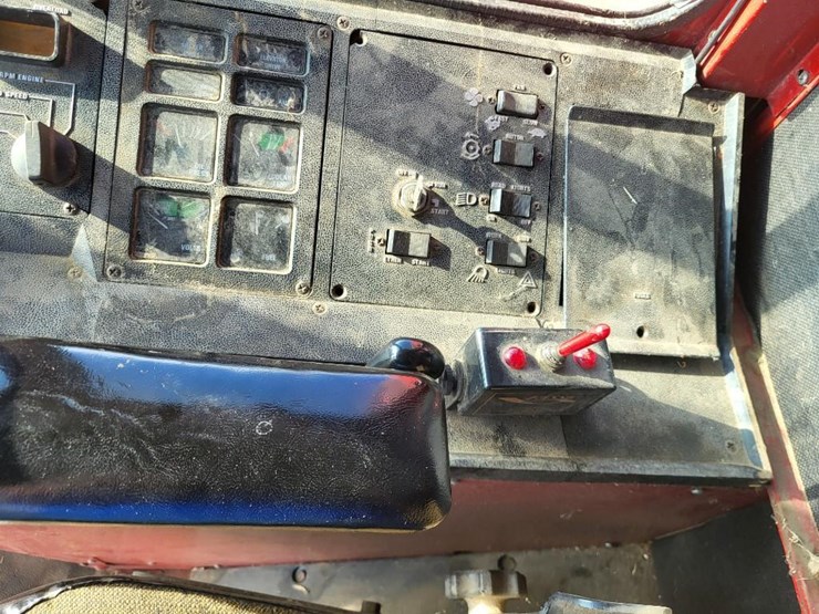 case-ih-1480-image-79