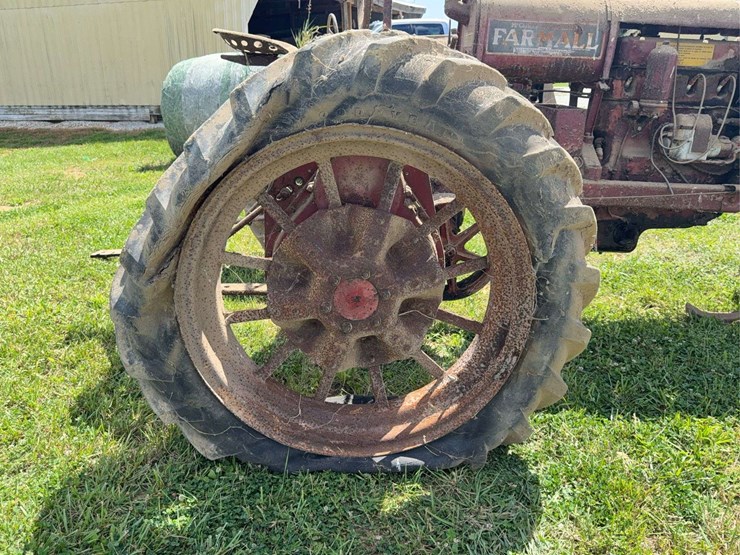 farmall-f-20-image-23