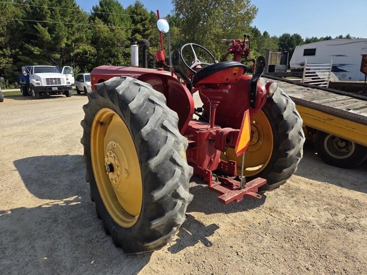 massey-ferguson-44-image-6
