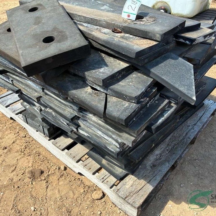 Rubber cutting edges